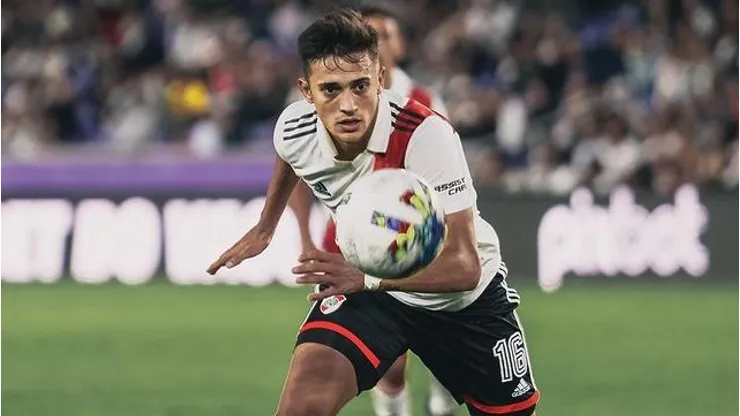 El Pibe vuelve a la titularidad tras su suspensión por acumulación de tarjetas amarillas.