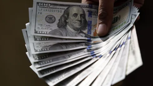 ¿A cuánto está el cambio de dólar a pesos chilenos hoy 6 de julio?