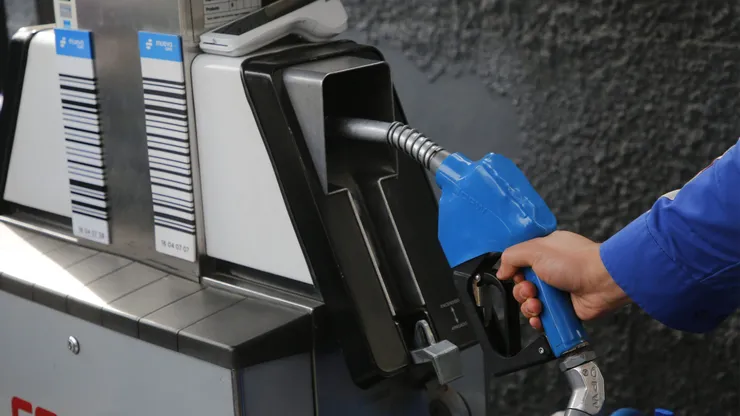 ¿Subió o bajó la bencina? Este es el valor de la gasolina en Chile.