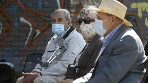 ¿Quiénes no pueden recibir el Bono Invierno extraordinario? Javier Salvo/Aton Chile