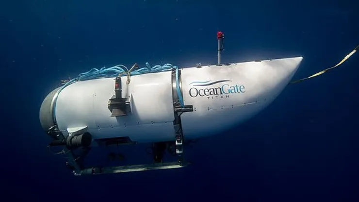 Empresa OceanGate sigue vendiendo viajes al Titanic tras accidente.