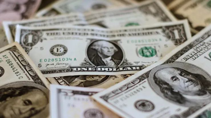 Precio del dólar.
