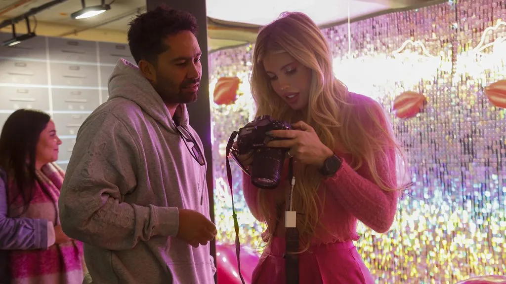 Luis Jiménez y María José López también forman parte de Selfieland, con un espacio cada uno. Foto: Javiera Gandarillas.