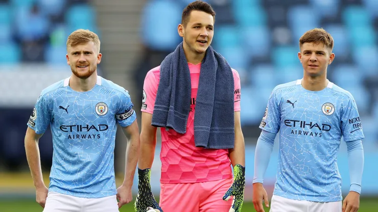 James Trafford, otro arquero con paso en el Manchester City que se sumará al club de Vigouroux en la Premier League.