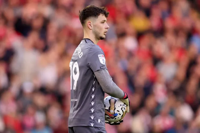 James Trafford en acción por el Bolton Wanderers: jugó 42 partidos en la League One, la tercera categoría de Inglaterra. (George Wood/Getty Images).