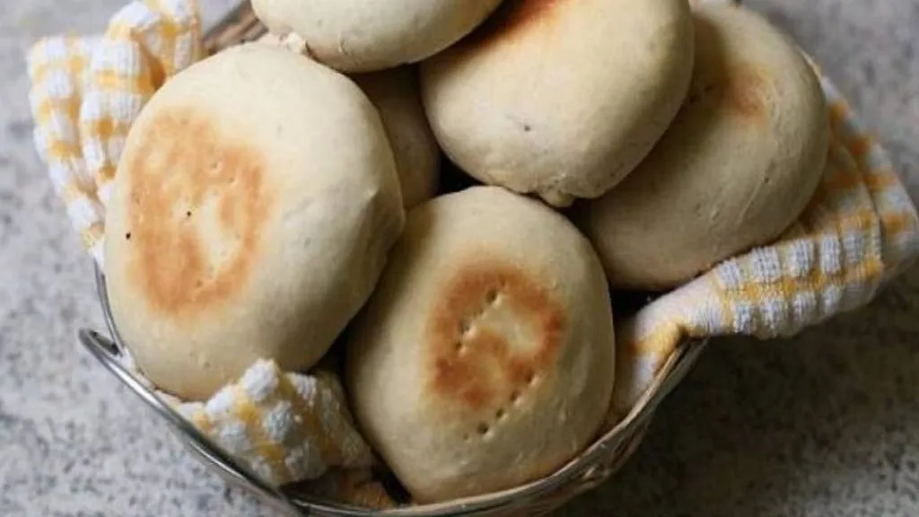 ¿Cómo hacer pan amasado esponjoso? Receta fácil paso a paso