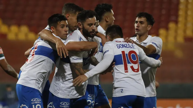 Católica necesita volver a recobrar la confianza de sus hinchas y para eso debe vencer a Santiago Wanderers en Copa Chile.