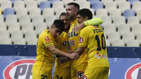 El Campanil es el tercer semifinalista de la Zona Sur, tras derrotar a Fernández Vial.