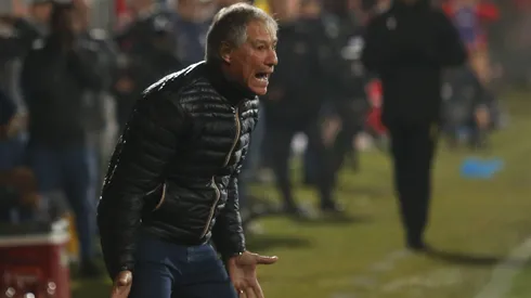 De los últimos partidos de Universidad Católica, el equipo de Ariel Holan sólo ganó uno: de visita ante Deportes Copiapó.