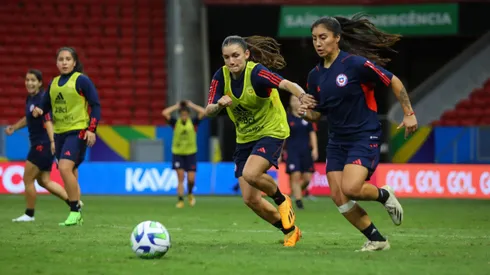 La primera formación de Luis Mena en La Roja Femenina ante Brasil