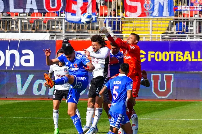 Colo Colo pondrá en juego ante la U este sábado un invicto en Superclásico de diez largos años. | Foto: Guillermo Salazar.