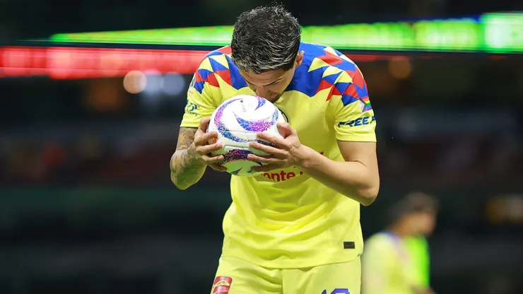 Diego Valdés firmó un nuevo contrato en el América de México.