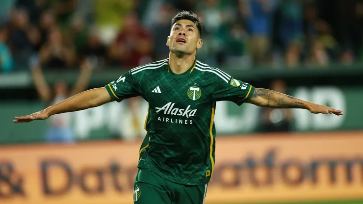 Mora le anotó un golazo al Real Salt Lake