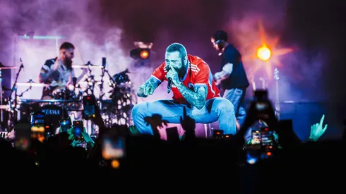 Post Malone llenó de energía el Bicentenario este martes ante un fiel público chileno.