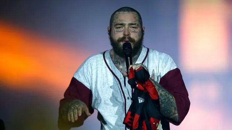 RIO DE JANEIRO, BRAZIL - SEPTEMBER 03: Post Malone performs at the Mundo Stage during the Rock in Rio Festival at Cidade do Rock on September 3, 2022 in Rio de Janeiro, Brazil. (Photo by Wagner Meier/Getty Images)