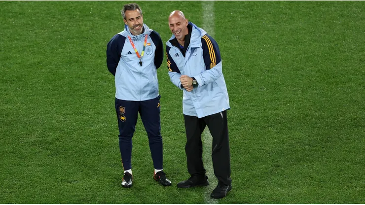 Luis Rubiales junto a su único apoyo, el técnico español Jorge Vilda.