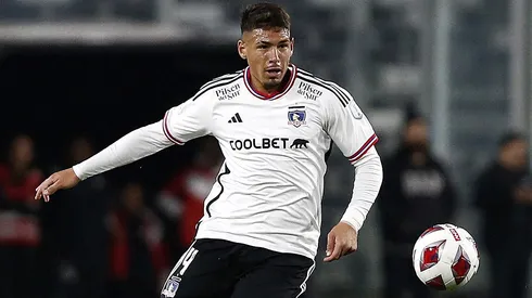 Colo Colo amarra a Saldivia.