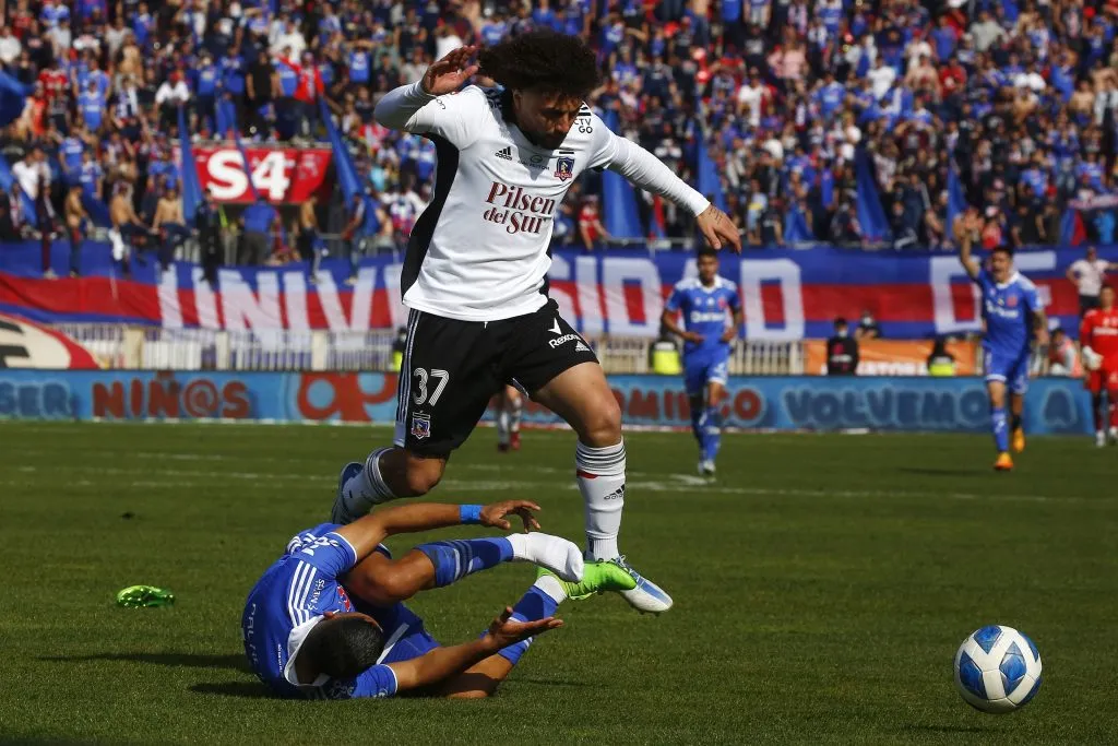 Maximiliano Falcón no sabe lo que es perder ante la U en los Superclásicos. Foto: Photosport.