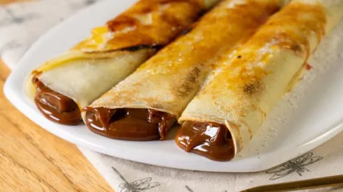 Receta de panqueques con manjar fácil y rápida