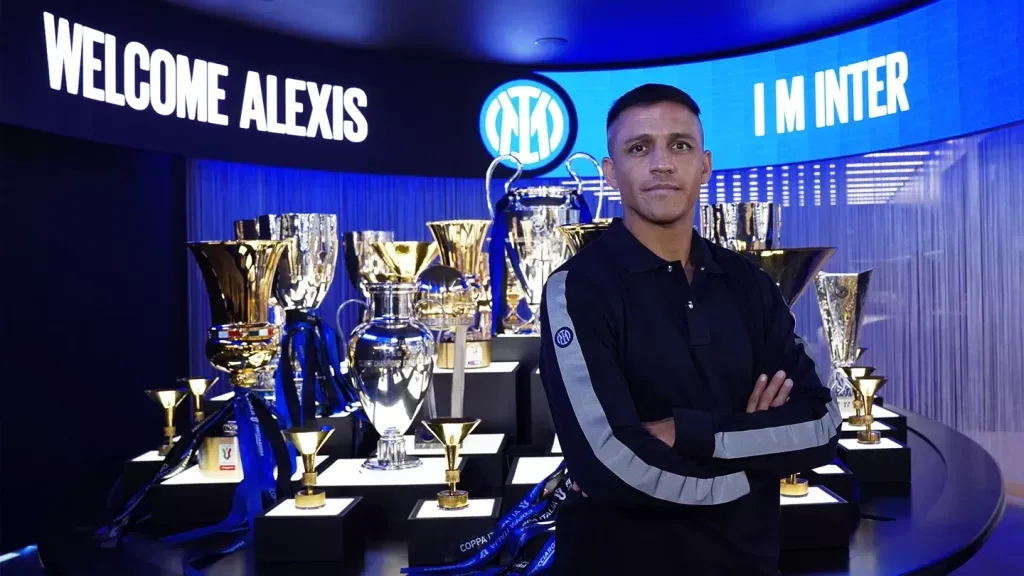 Alexis Sánchez firmó su regreso al Inter de Milán. Foto: Comunicaciones Inter.