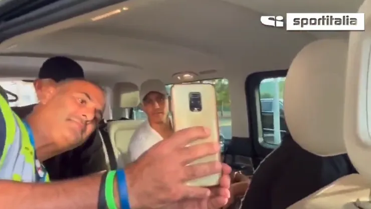 Alexis ya está en Milán para cerrar su fichaje en el Inter