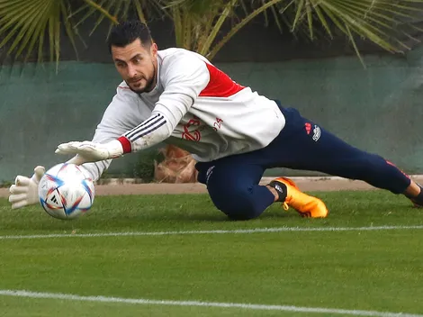 Dura crítica a Arias: "En la Roja le tiritan las cañuelas"