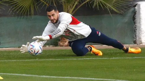 Arias es opción en la Roja para ser titular en Montevideo