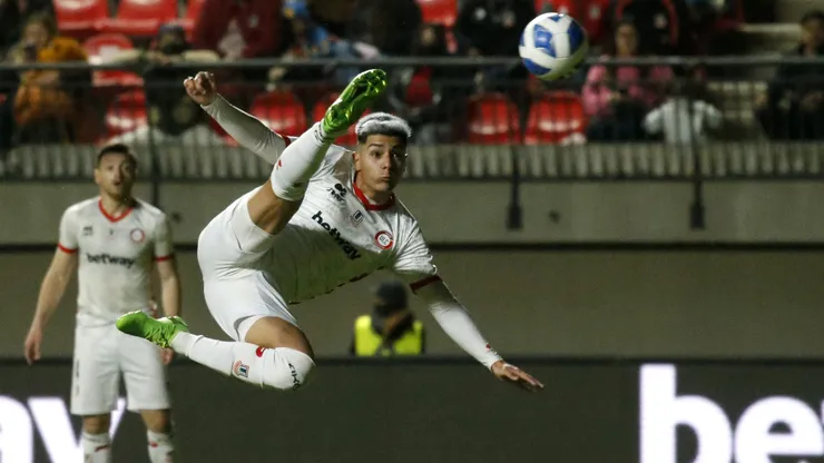 Williams Alarcón dio otro salto al extranjero: jugará en Huracán de Argentina.