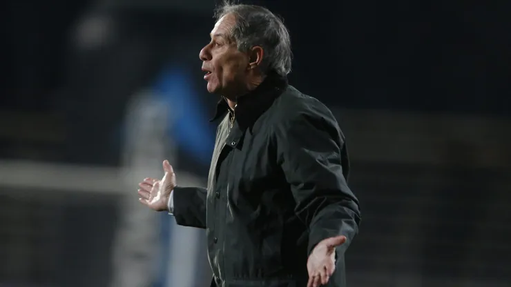 Ariel Holan recibió una durísima crítica por no aceptar la dirección técnica de Independiente.