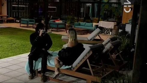 ¿Qué le dijo Fran a Lucas sobre Raimundo antes de que se fuera?