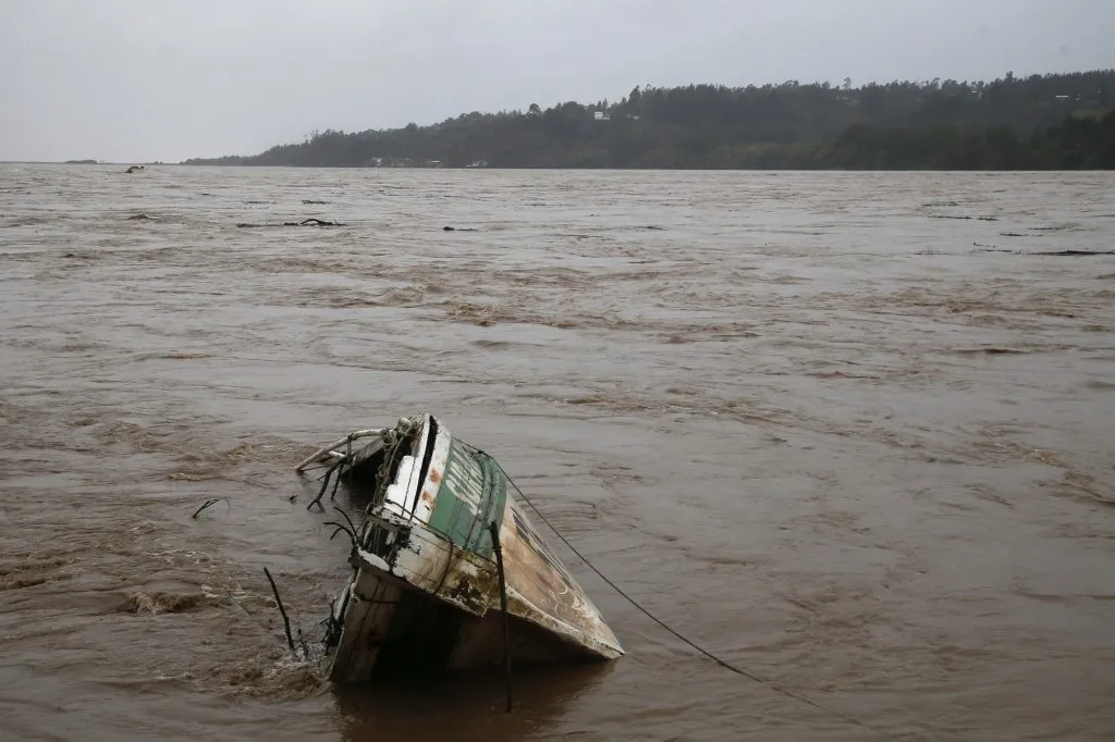 Constitución, 21 de agosto de 2023 Crecida del Río Maule en el sector de Constitución y Quivolgo. José Robles/Aton Chile