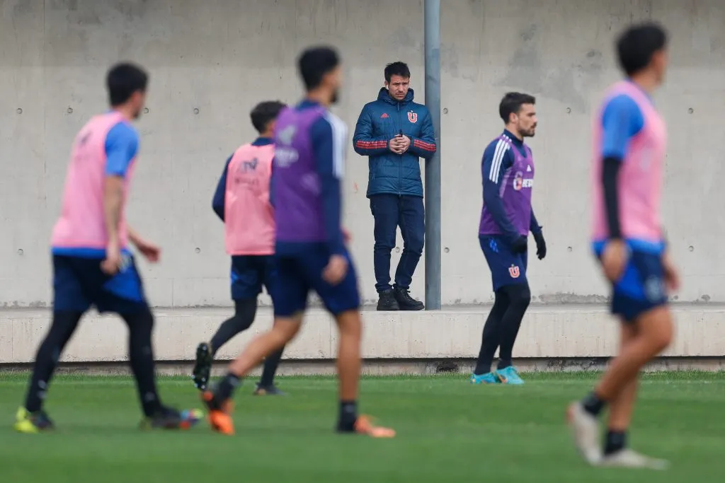 Manuel Mayo en un entrenamiento de Universidad de Chile. Foto: U. de Chile.