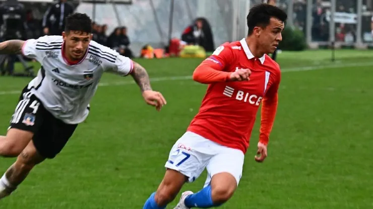 Jorge Ortiz dejó atrás a Alan Saldivia en un carrerón que casi termina con el empate de la UC.