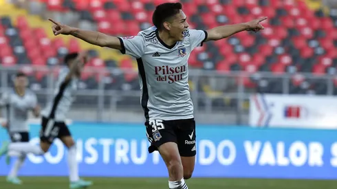 Pese a su polémica salida, Joan Cruz no olvida a Colo Colo.