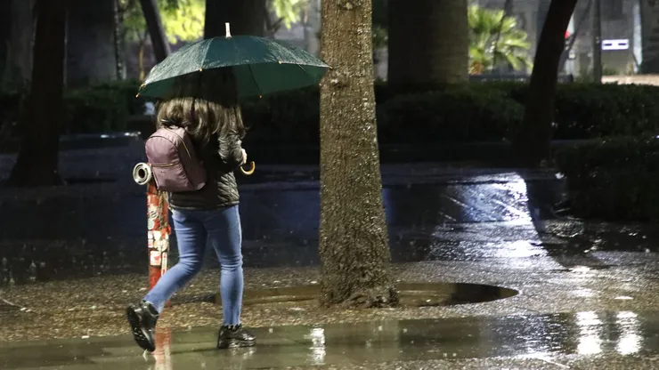 Lluvia en la capital