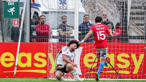 Maxi Falcón evitó de manera espectacular el empate de la UC, que lo tuvo en sus pies Cristián Cuevas. ¡El Peluca se ganó una ovación!