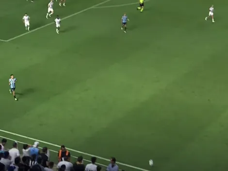 ¡Insólito! Gremio cae en el último minuto por olvidarse de la pelota