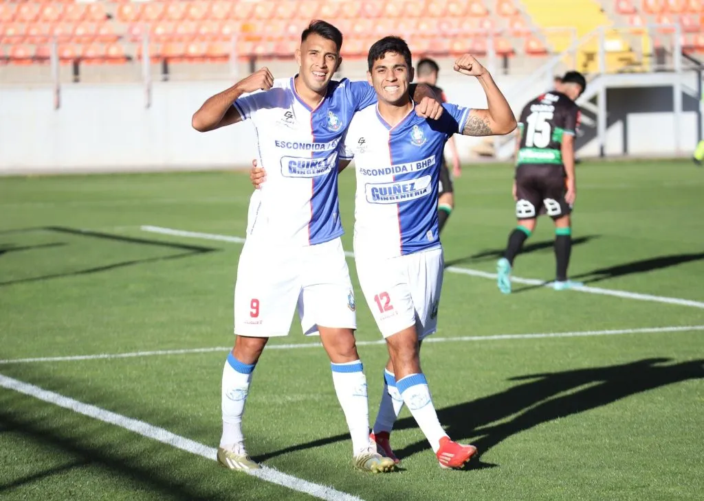 Los Pumas siguen como punteros en la Primera B a pesar de no haber jugado en esta fecha 23. | Foto: Deportes Antofagasta. 