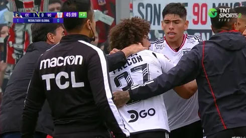 La fuerte pelea fue detenida por Quinteros.