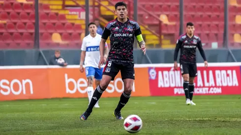 Esteban Pavez firmó esta jornada su renovación con Colo Colo hasta 2025.