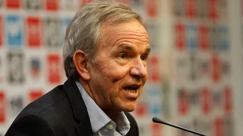 Gabriel Ruiz-Tagle fue presidente de Blanco y Negro, además de Ministro del Deporte.