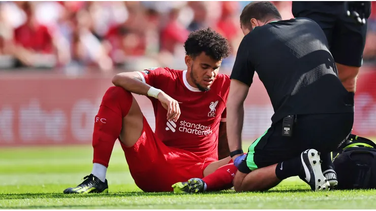 Luis Díaz no pudo terminar el partido de hoy con el Liverpool.