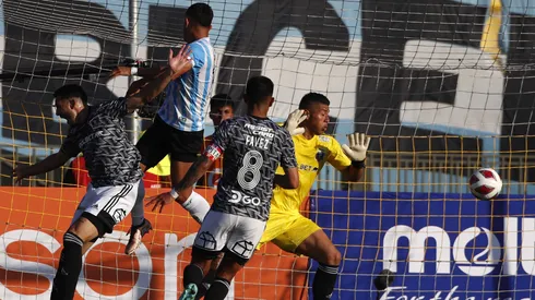 Felipe Flores le marcó un gol a Colo Colo con Magallanes en la Supercopa 2023.