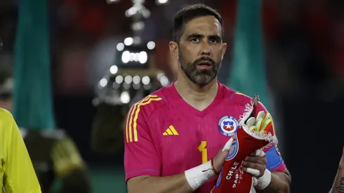 Claudio Bravo es una de las grandes dudas de la nómina en eliminatorias.