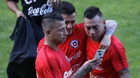 Leonardo Valencia también abordó su relación con Charles Aránguiz y Fernando Felicevich.