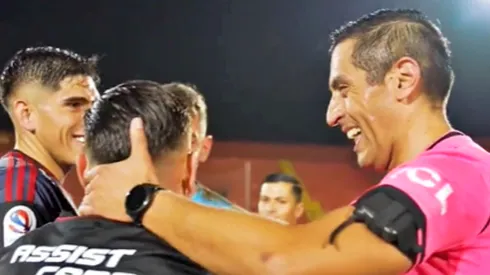 Opazo le sacó en cara el penal a Francisco Gilabert.