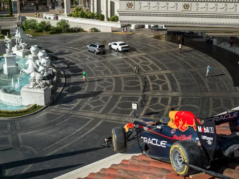 Checo Pérez desata la locura en Las Vegas