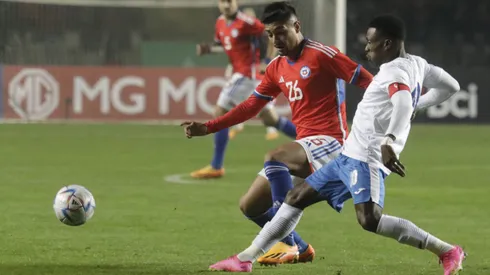 Williams Alarcón puede dar el salto a Argentina y jugar por Huracán.