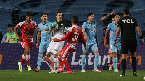 Insólito incidente se produjo en el Estadio El Teniente de Rancagua.