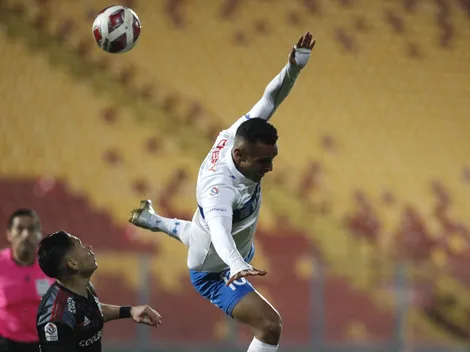 Familia cruzada y el aburrido Clásico: "Muy fome jugar sin público"